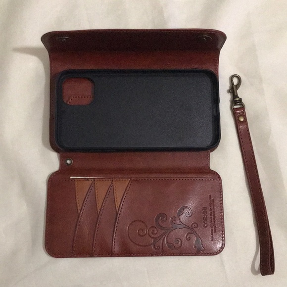 iPhone 11 phone case - Picture 2 of 11